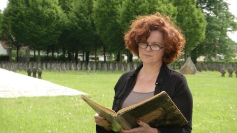 Prof. Ilic Marković čita u Mauthausenu